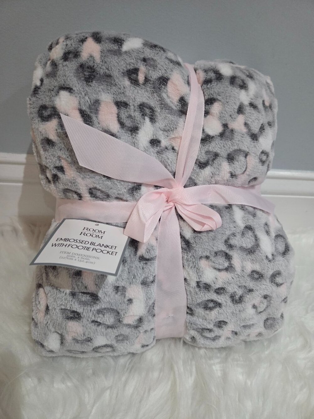 Room 2 Room Leopard Print Throw Blanket